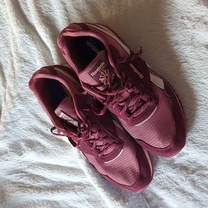 Reebok retro running shoes in mauve sz 11 women's